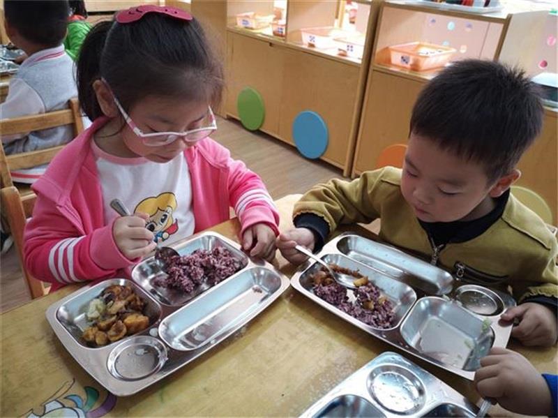 http://s.yun12.cn/lxsyyey/images/cnw2ie3zd2i20200606143020.jpg